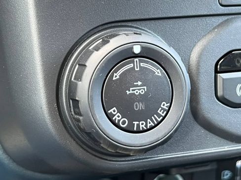 Used 2026 Ford Maverick Lariat w/ Black Appearance Package AWD/4WD image 29