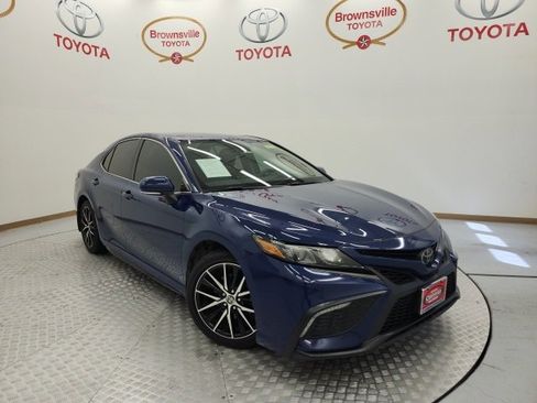 Certified 2023 Toyota Camry SE image 1