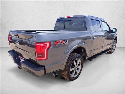 Used 2015 Ford F150 Lariat w/ Equipment Group 502A Luxury AWD/4WD image 4