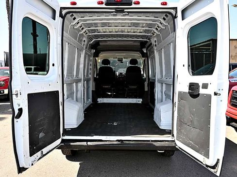 Used 2021 RAM ProMaster 2500 image 17
