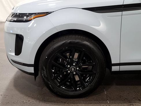 New 2026 Land Rover Range Rover Evoque S image 10