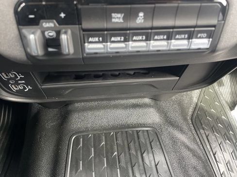 New 2026 RAM 3500 Tradesman w/ Chrome Appearance Group A AWD/4WD image 30