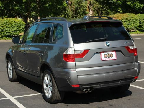 Used 2010 BMW X3 xDrive28i AWD/4WD image 5
