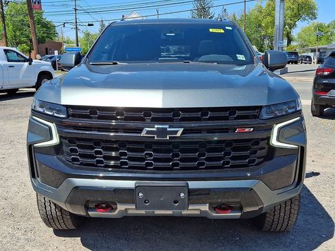 Used 2023 Chevrolet Suburban Z71 AWD/4WD image 2