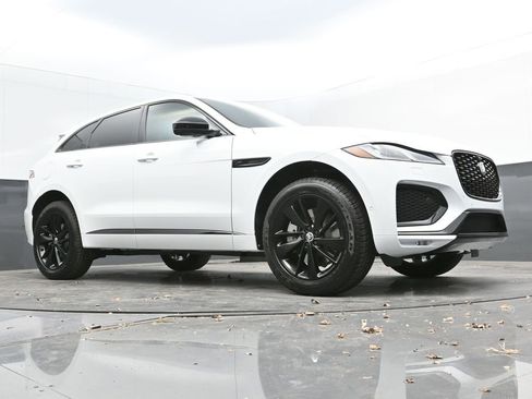 New 2026 Jaguar F-PACE R-Dynamic S image 29