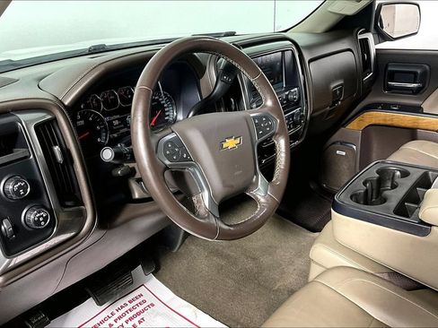 Used 2017 Chevrolet Silverado 1500 LTZ w/ Sport Package AWD/4WD image 13