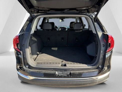Used 2022 GMC Terrain SLT image 32