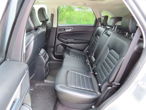 Used 2023 Ford Edge SEL w/ Convenience Package AWD/4WD image 25