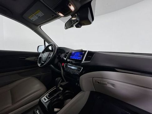 Used 2019 Honda Ridgeline RTL-E image 10