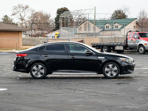 Used 2017 Kia Optima EX image 4