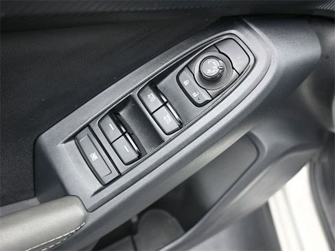 Used 2024 Subaru Crosstrek 2.0i Premium image 13