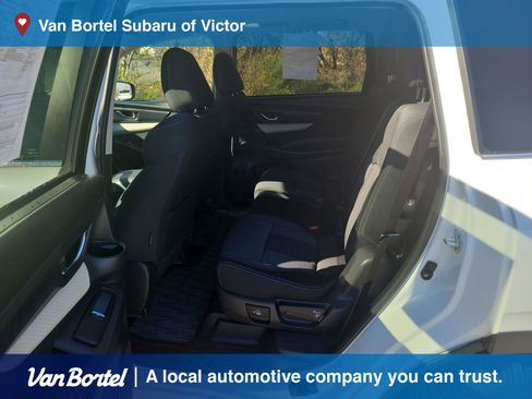 Used 2022 Subaru Ascent Premium image 23