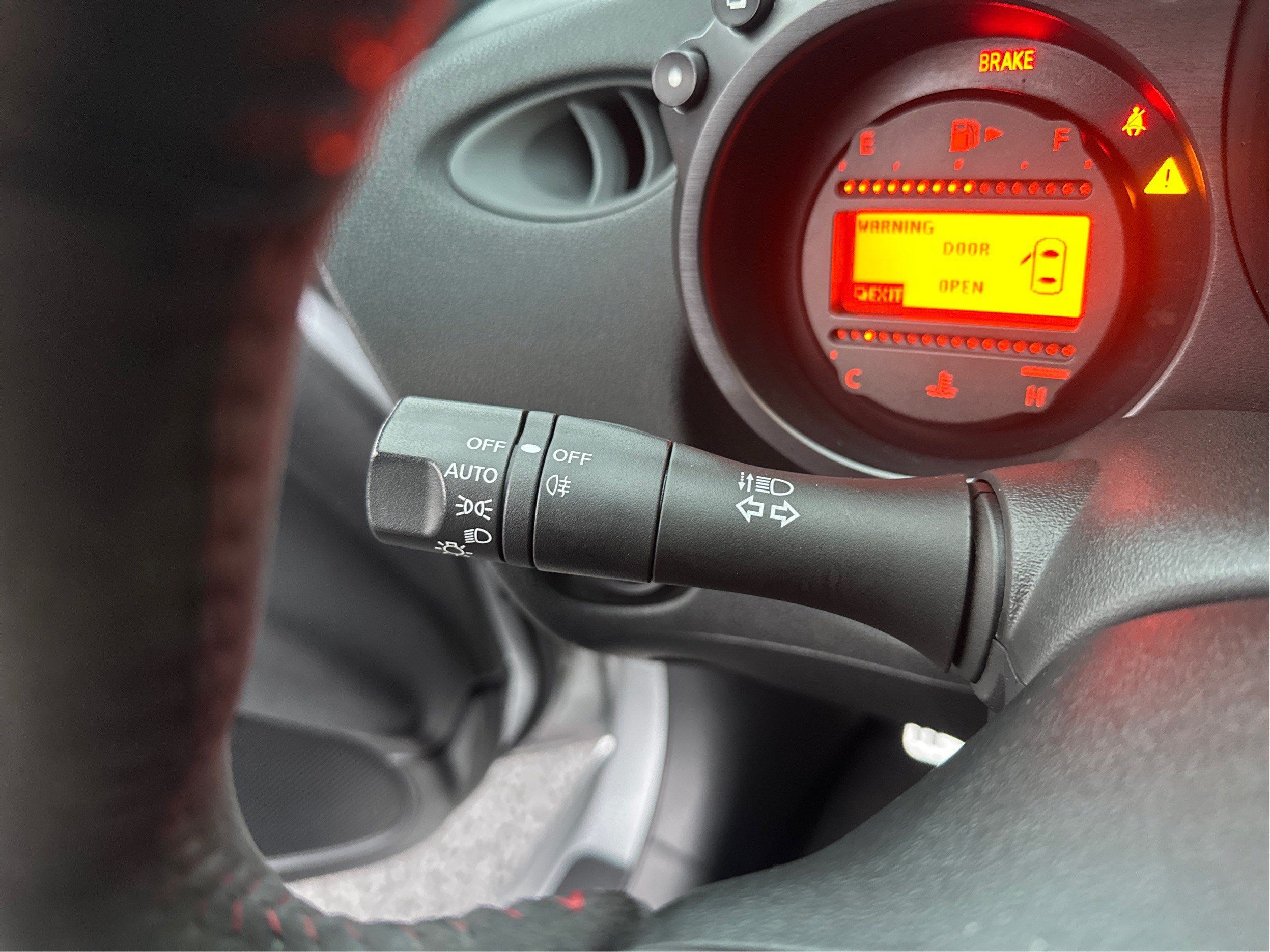 Used 2016 Nissan 370Z NISMO RWD image 18