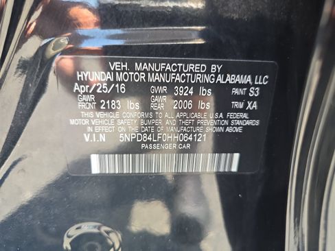 Used 2017 Hyundai Elantra SE FWD image 28