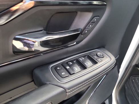 Used 2022 RAM 1500 Limited w/ Bed Utility Group AWD/4WD image 18