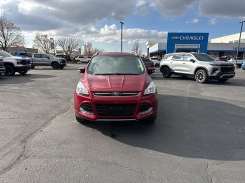 Used 2016 Ford Escape Titanium image 2