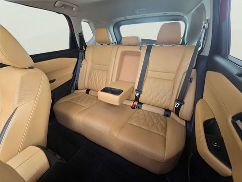 Used 2023 Nissan Rogue Platinum w/ Platinum Premium Package image 42