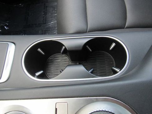 Used 2022 Genesis GV70 2.5T w/ Select Package image 60