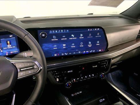 Used 2025 Chevrolet Tahoe Premier AWD/4WD image 6