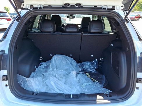 New 2025 Jeep Compass Limited w/ High Altitude Package image 21