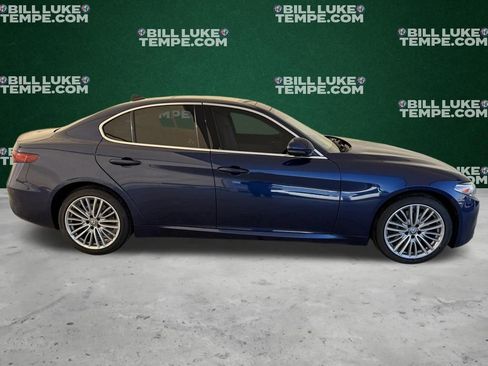 Used 2018 Alfa Romeo Giulia Ti w/ Quick Order Package 22X Lusso image 5