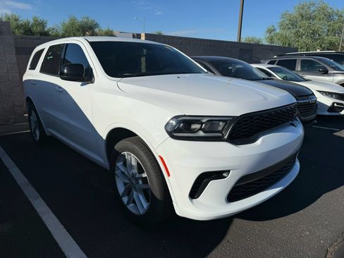 Used 2025 Dodge Durango GT w/ Trailer Tow Group IV AWD/4WD image 5