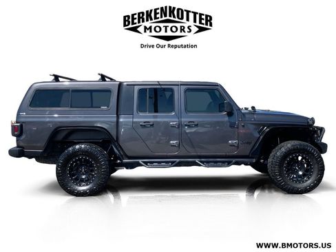 Used 2020 Jeep Gladiator Sport w/ Quick Order Package 24S AWD/4WD image 8