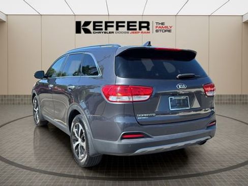 Used 2016 Kia Sorento EX w/ EX Touring Package FWD image 3