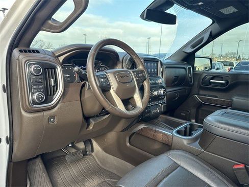 Used 2022 GMC Sierra 1500 Denali w/ Denali Premium Package image 13