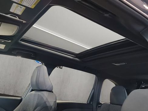 Used 2025 Subaru Forester Premium AWD/4WD image 3