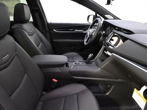 New 2026 Cadillac XT5 Premium Luxury AWD/4WD image 16