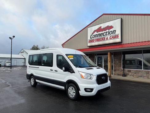 Used 2022 Ford Transit 350 XLT image 2