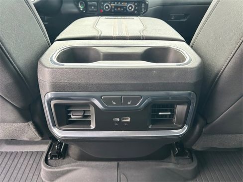 Used 2024 Chevrolet Silverado 2500 High Country w/ Technology Package image 24