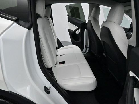 Used 2020 Tesla Model Y Performance AWD/4WD image 27