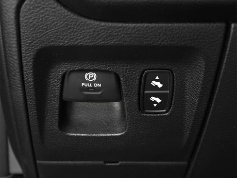 Used 2022 RAM 1500 Big Horn AWD/4WD image 26