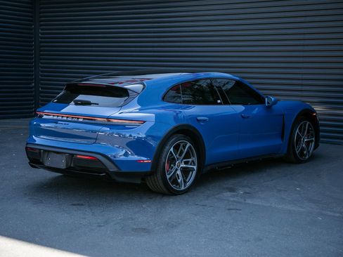 Certified 2023 Porsche Taycan 4S AWD/4WD image 10