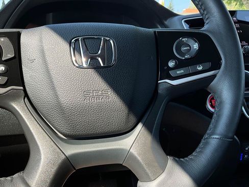 Used 2022 Honda Pilot Elite image 24