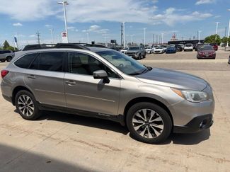 Used 2017 Subaru Outback 2.5i Limited AWD/4WD video 3