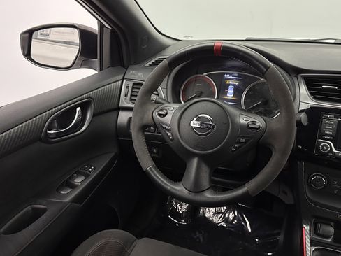 Used 2017 Nissan Sentra NISMO image 25