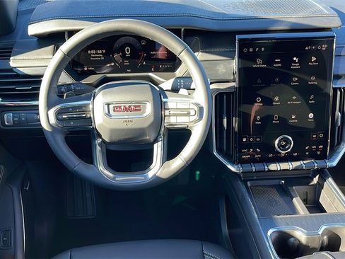 New 2026 GMC Acadia Elevation image 15