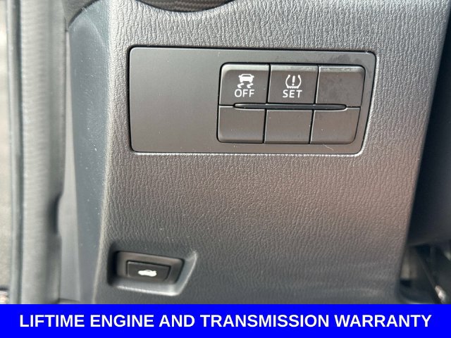 Used 2020 Toyota Yaris LE FWD image 31