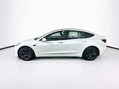 Used 2023 Tesla Model 3 Standard Range RWD image 4