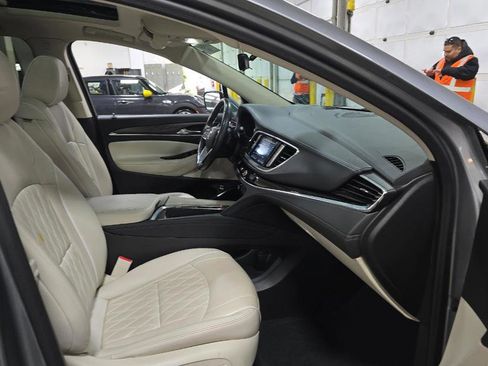 Used 2023 Buick Enclave Avenir w/ Avenir Technology Package image 7