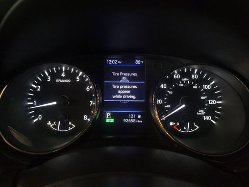 Used 2018 Nissan Rogue S FWD image 23