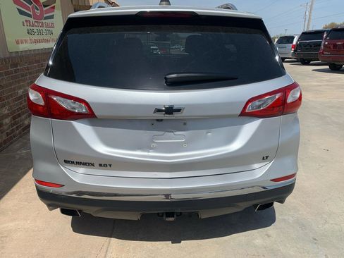 Used 2020 Chevrolet Equinox LT w/ LPO, Blackout Package image 17
