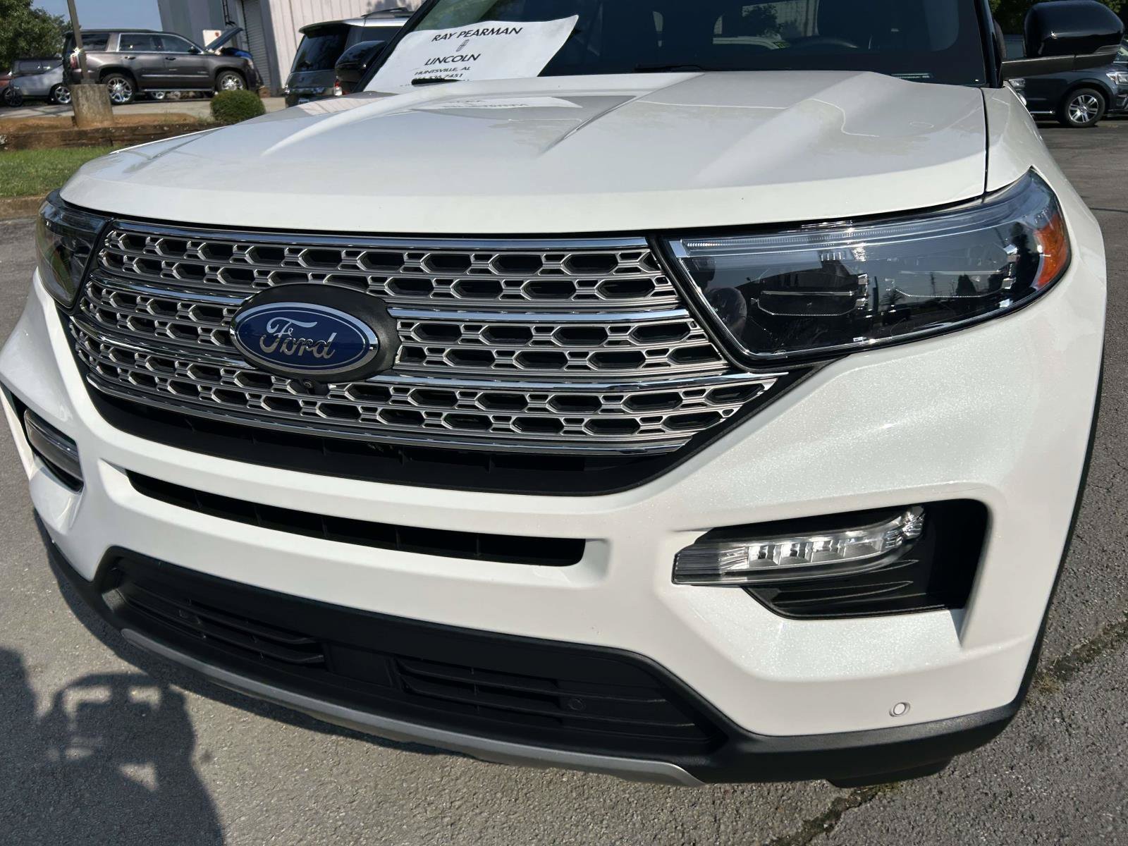 Used 2022 Ford Explorer Limited w/ Equipment Group 301A RWD image 10
