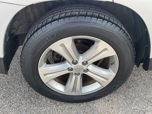 Used 2012 Toyota Highlander Limited FWD image 22