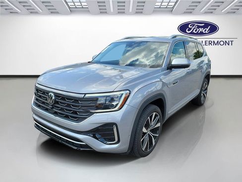 Used 2024 Volkswagen Atlas SEL Premium R-Line AWD/4WD image 2
