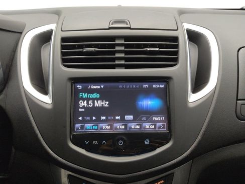 Used 2015 Chevrolet Trax LTZ FWD image 25