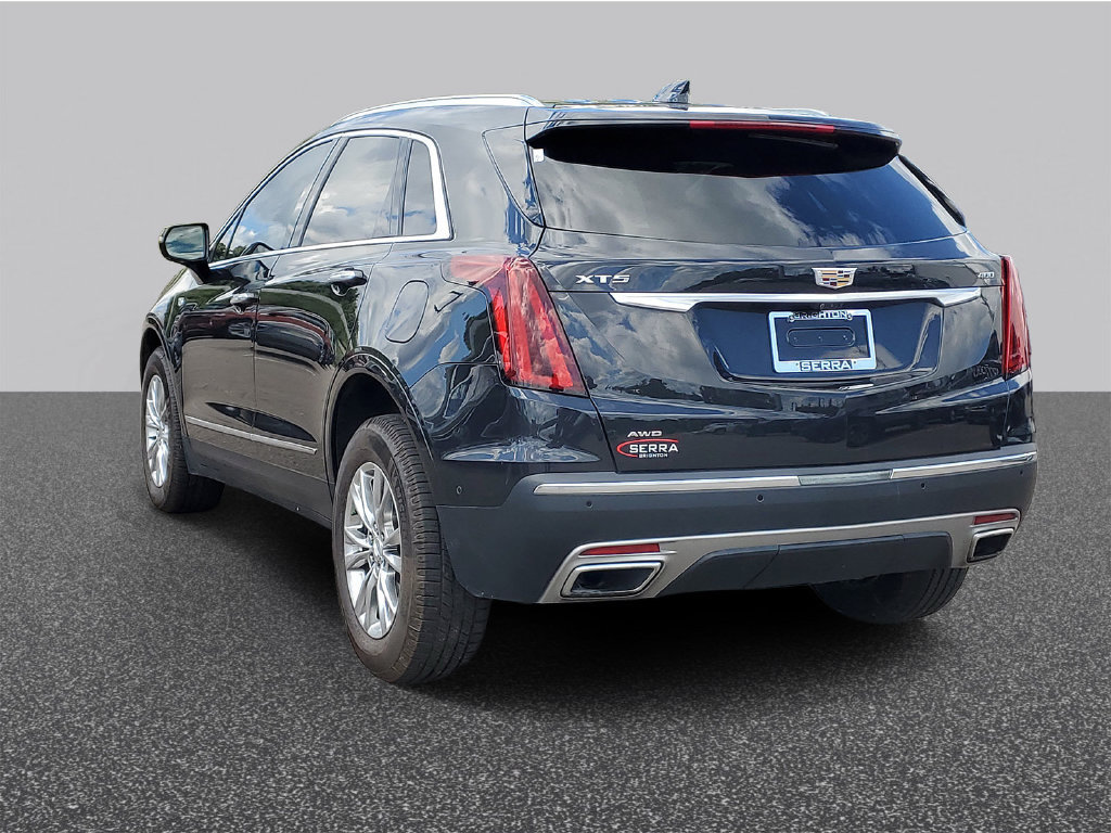 Used 2020 Cadillac XT5 Premium Luxury AWD/4WD image 2